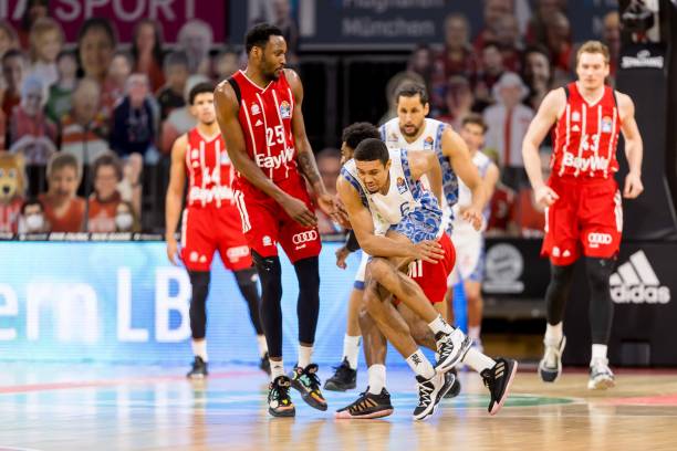 赛季的战火 赛季的战火