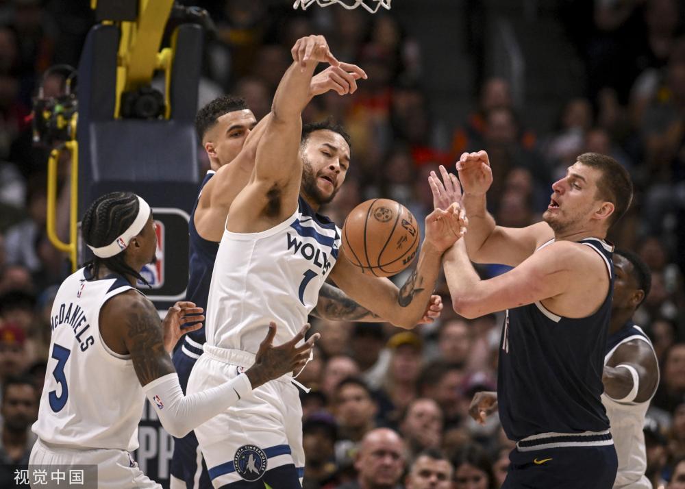 防守稳健 防守稳健