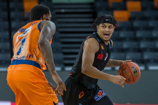 青年篮球 青年篮球