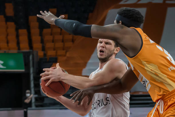 申花以全新 申花以全新