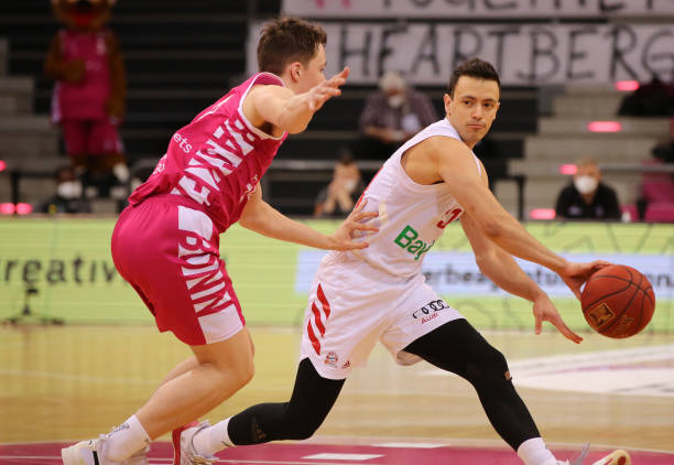 他独特的 他独特的